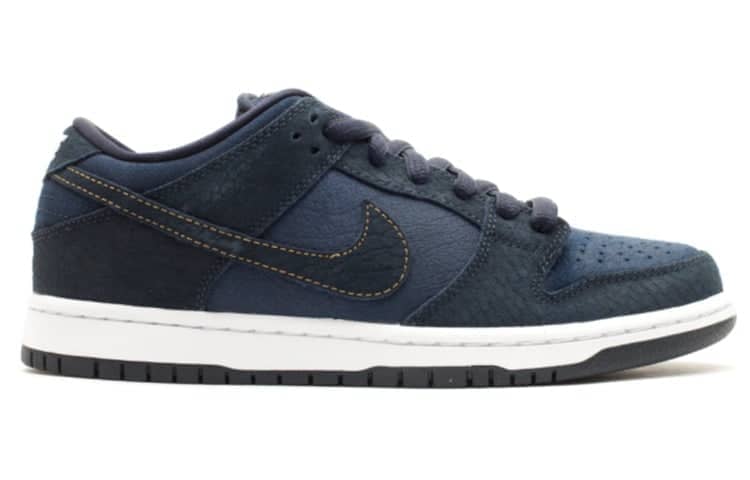 Nike Dunk Low Pro SB  US Passport