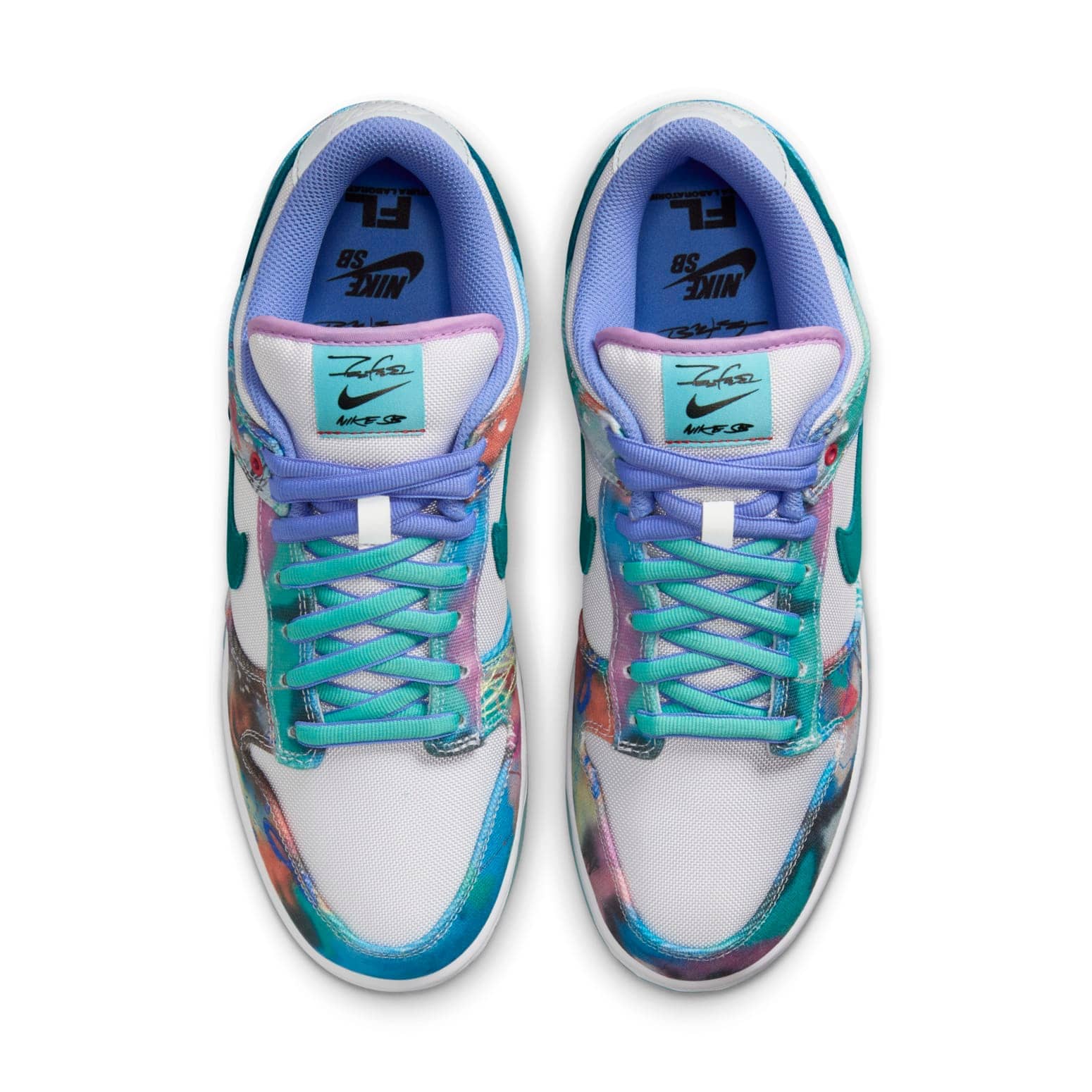 Nike x Futura Laboratories SB Dunk Low  Bleached Aqua