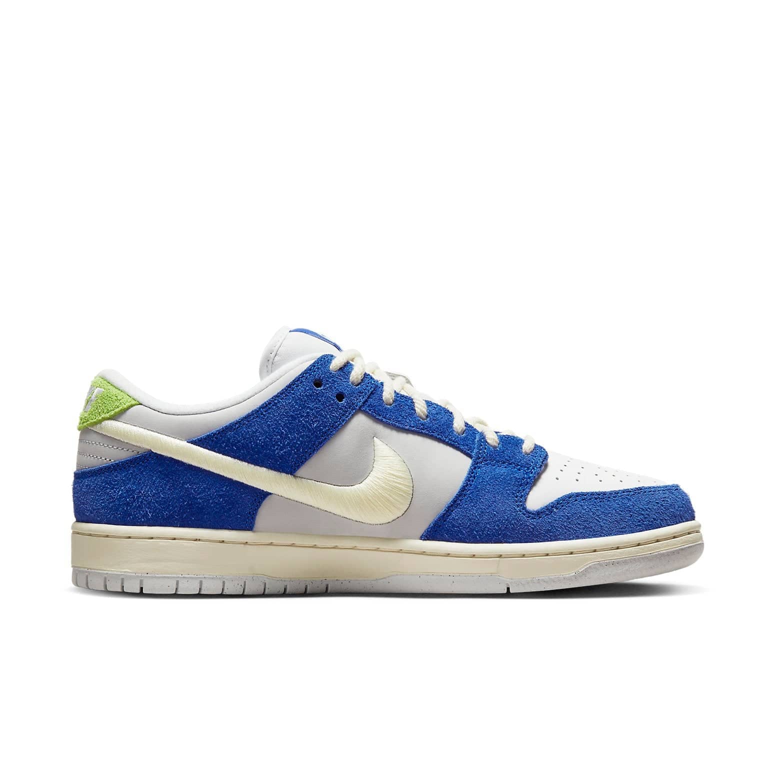 Nike SB Dunk Low Pro  Fly Streetwear Gardenia
