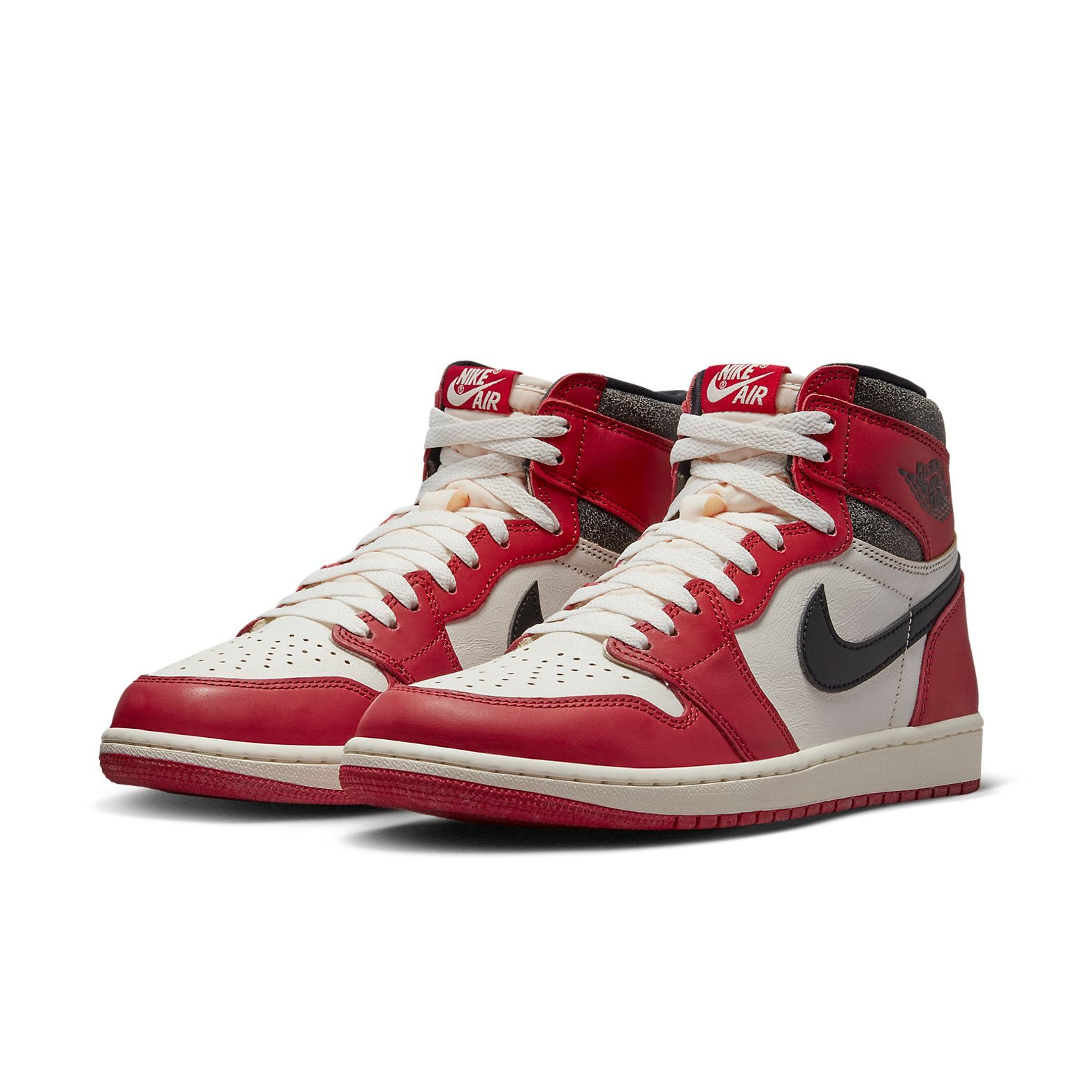Air Jordan 1 Retro High OG  Chicago Lost   Found