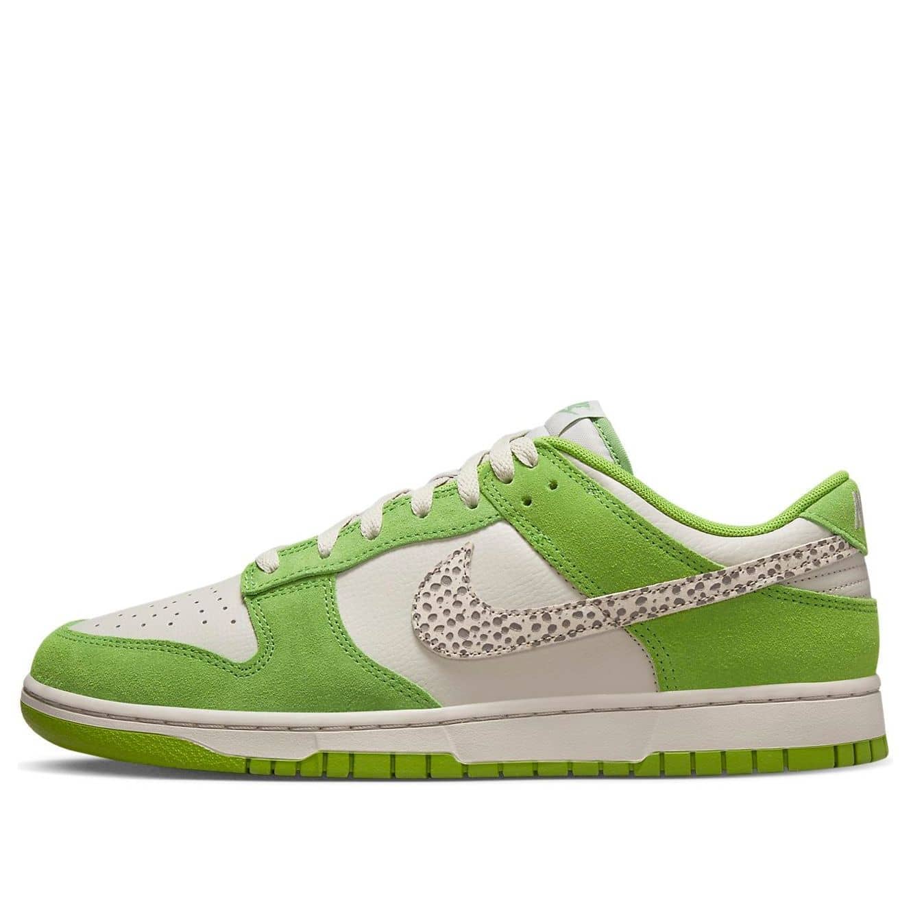 Nike Dunk Low  Safari Swoosh - Chlorophyll