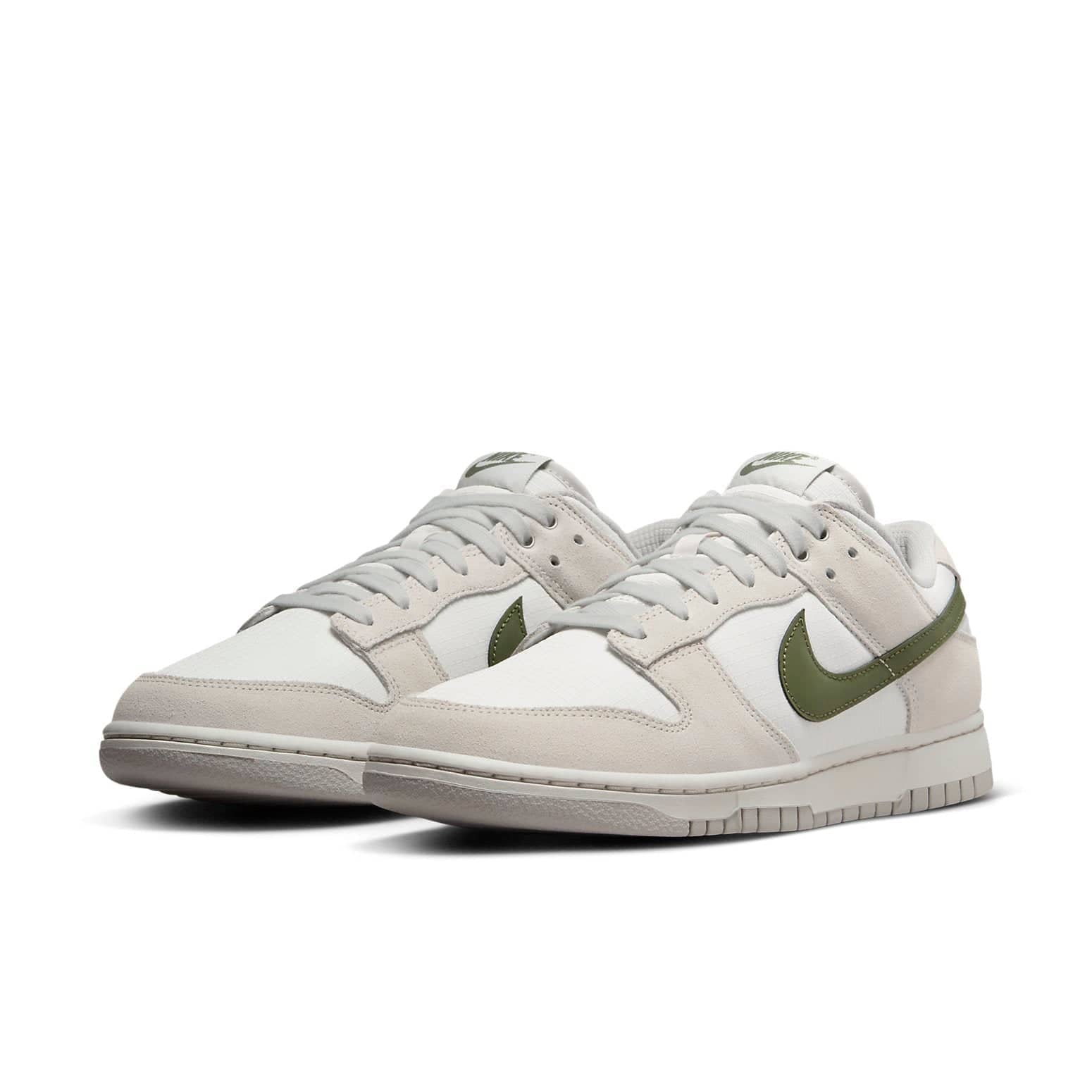 Nike Dunk Low  Leaf Veins