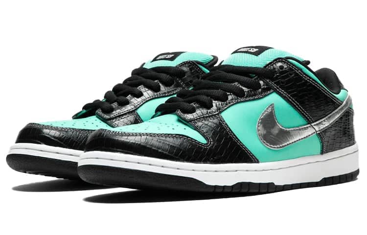 Nike Diamond Supply Co. x Dunk Low Pro SB  Tiffany