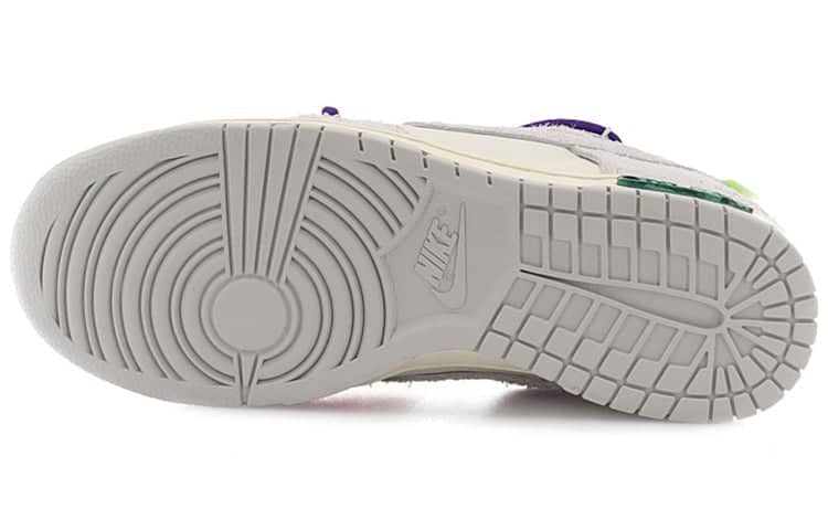 Nike x Off-White Dunk Low  Lot 15 of 50