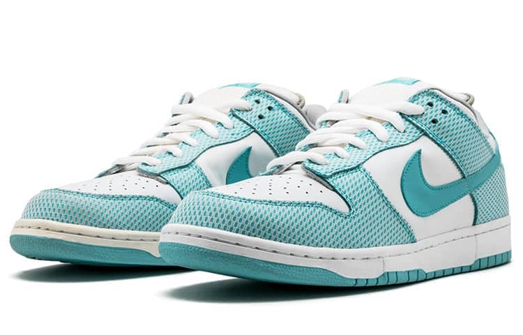Nike Dunk Low Premium SB  High Hair