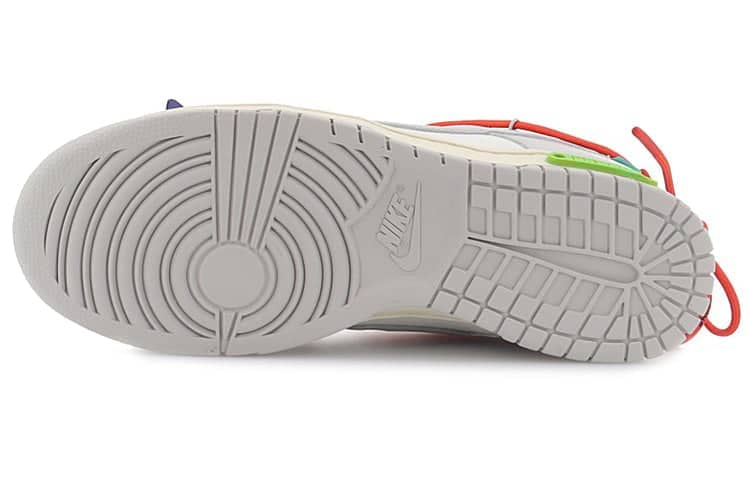 Nike x Off-White Dunk Low  Lot 23 of 50