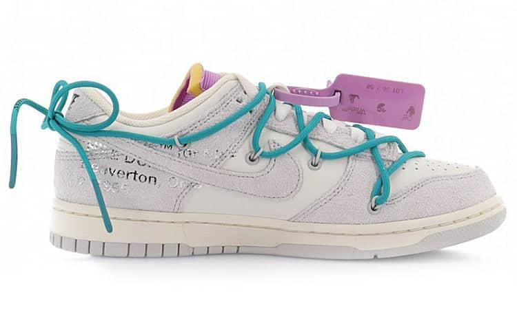 Nike x Off-White Dunk Low  Lot 36 of 50