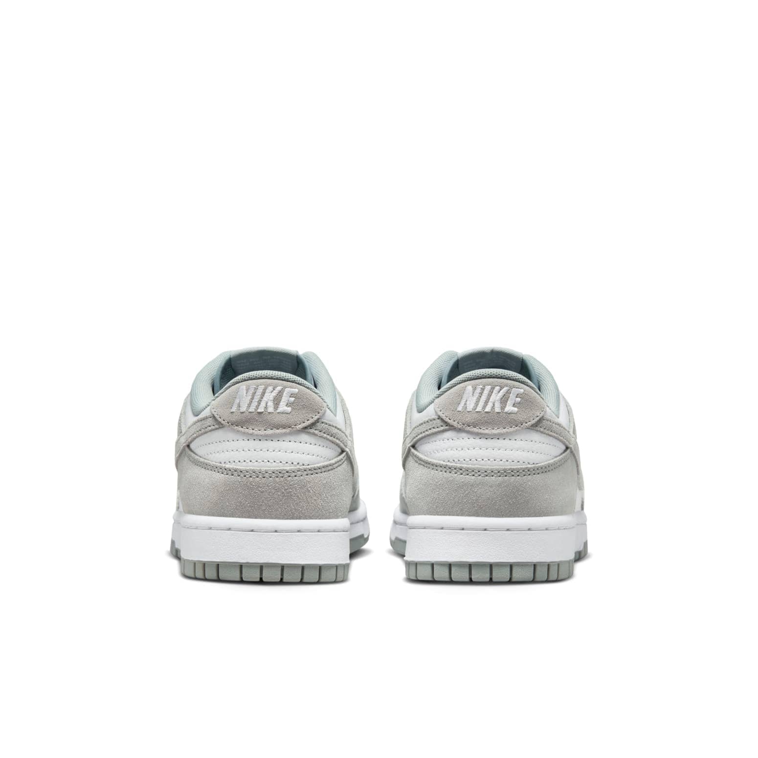 Nike Dunk Low SE  Light Pumice