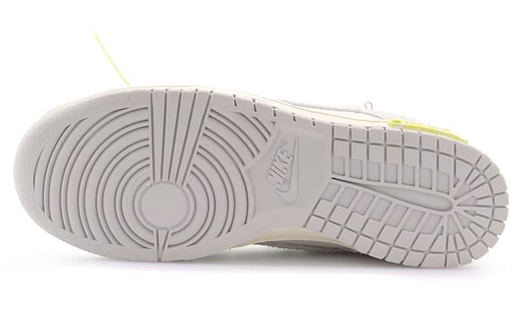 Nike x Off-White Dunk Low  Lot 14 of 50