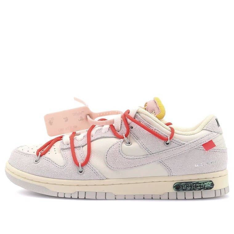 Nike x Off-White Dunk Low  Lot 33 of 50
