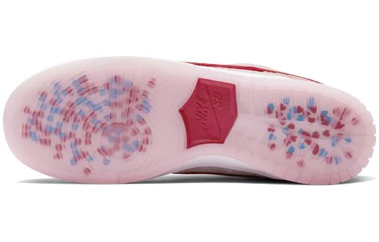 Nike x StrangeLove SB Dunk Low  Valentine s Day