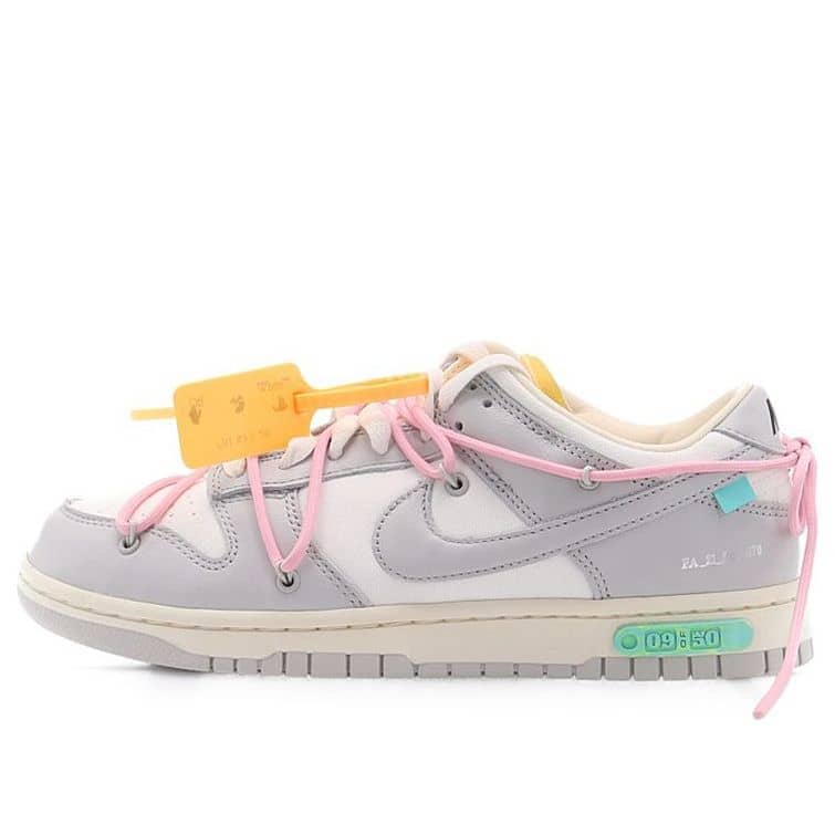 Nike x Off-White Dunk Low  Lot 09 of 50