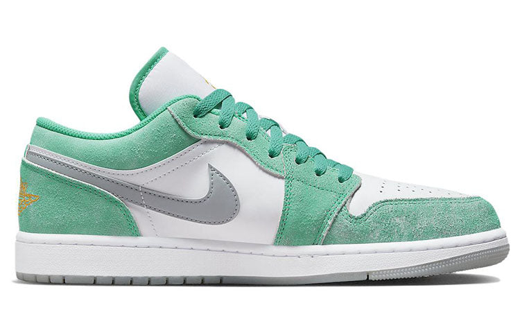 Air Jordan 1 Low  New Emerald