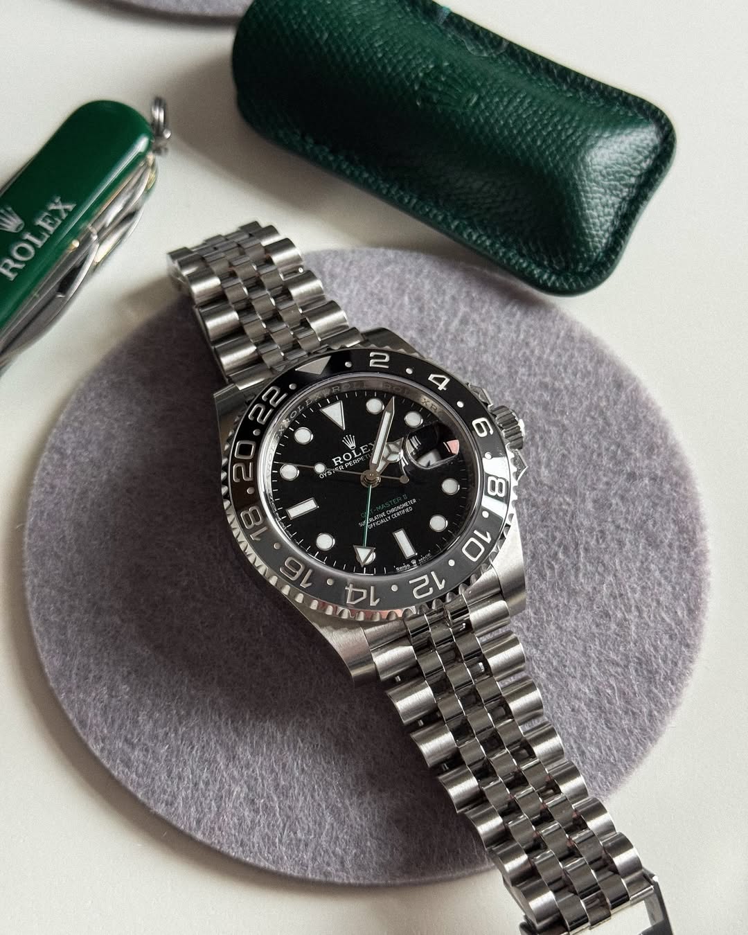 Rolex GMT-Master II 126718grnr-0001 40mm photo review