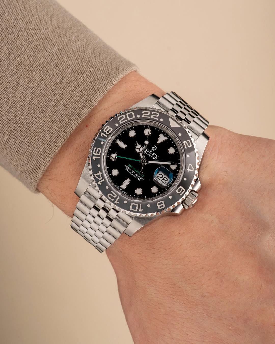 Rolex GMT-Master II 126718grnr-0001 40mm photo review