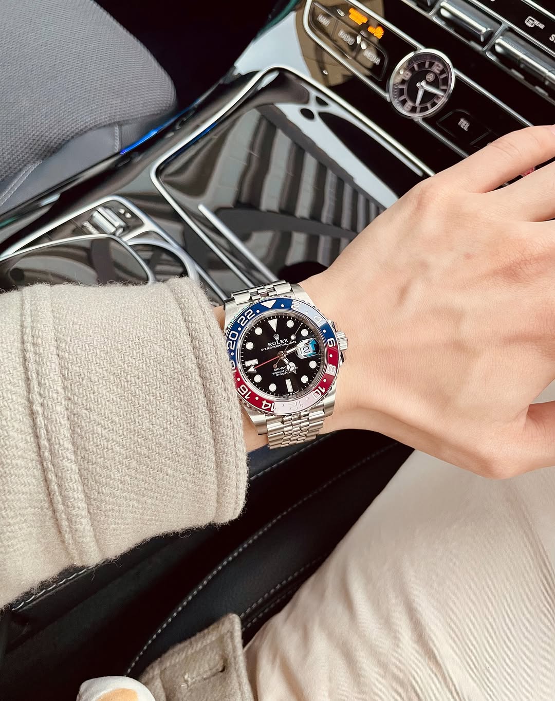 Rolex GMT-Master II 126710blro-0001 40mm photo review