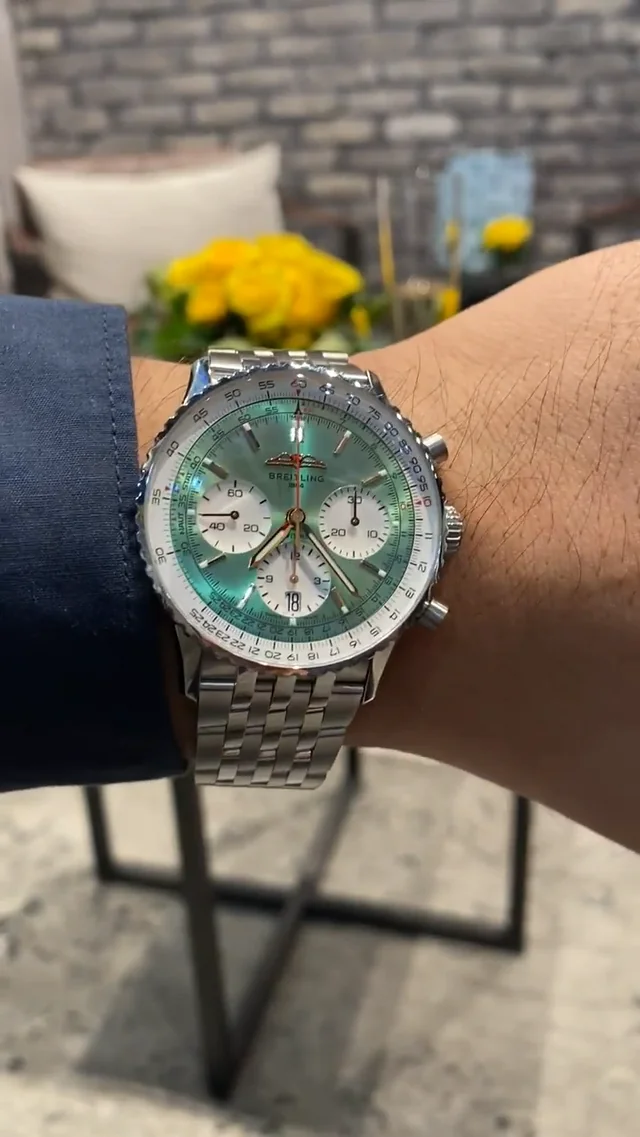 Breitling Navitimer B01 Chronograph 43mm AB0138241L1A1 photo review