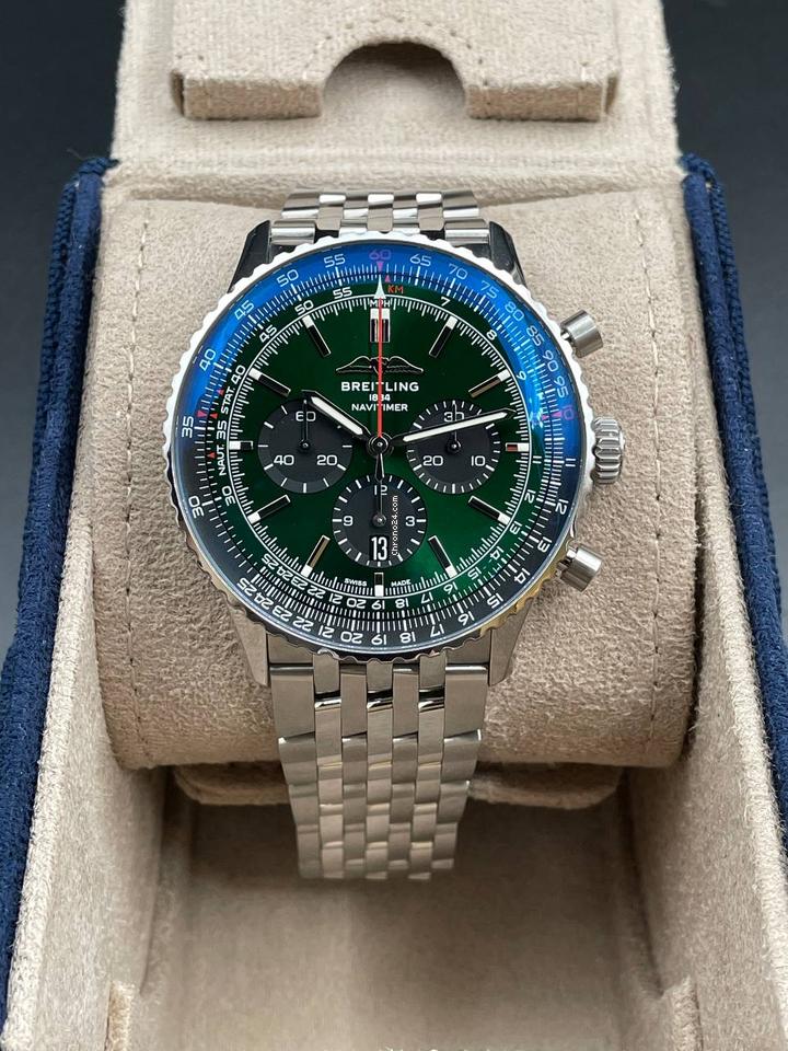 Breitling Navitimer B01 Chronograph 46 AB0137241L1A1 photo review