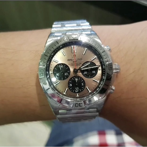 Breitling Chronomat B01 42mm AB0134101K1A1 photo review
