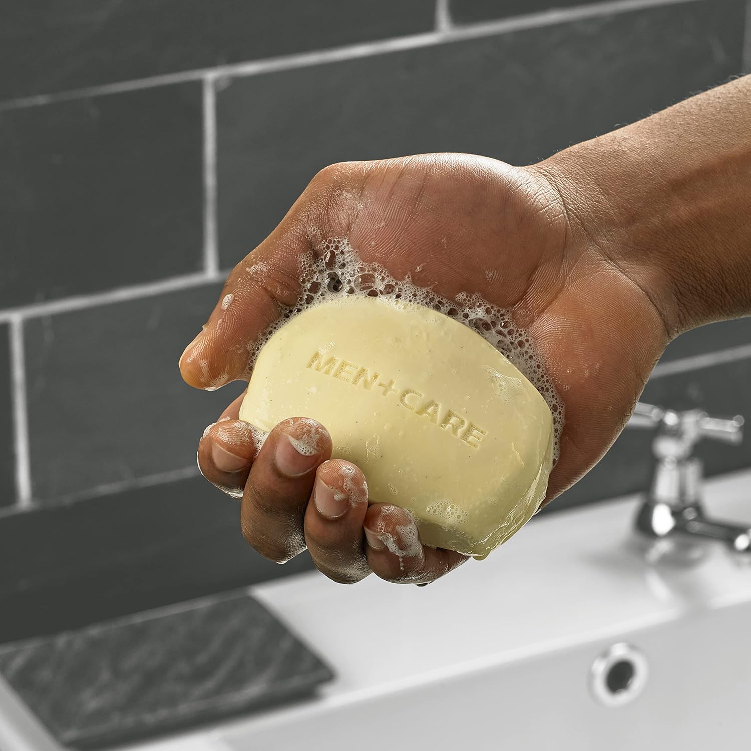 DOVE MEN + CARE 3 in 1 Bar Cleanser for Body, Face, and Shaving Extra Fresh Body and Facial Cleanser More Moisturizing Than Bar Soap to Clean and Hydrate Skin 3.75 Ounce (Pack of 8)