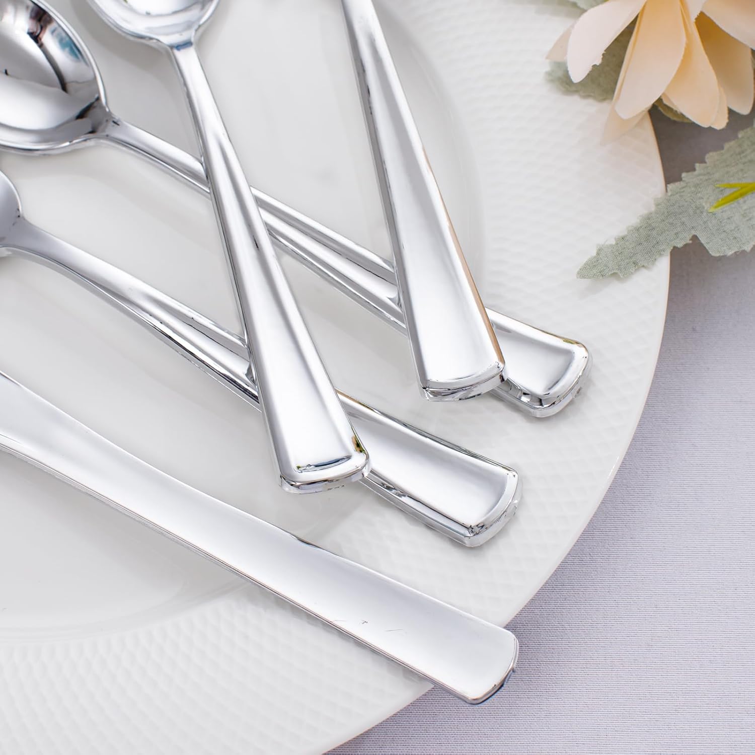 WDF300 Pieces Gold Plastic Silverware - Heavy Duty Disposable Gold Cutlery Set Plastic Gold Silverware Set Plastic Includes 100 Forks, 100 Spoons, 100 Knives