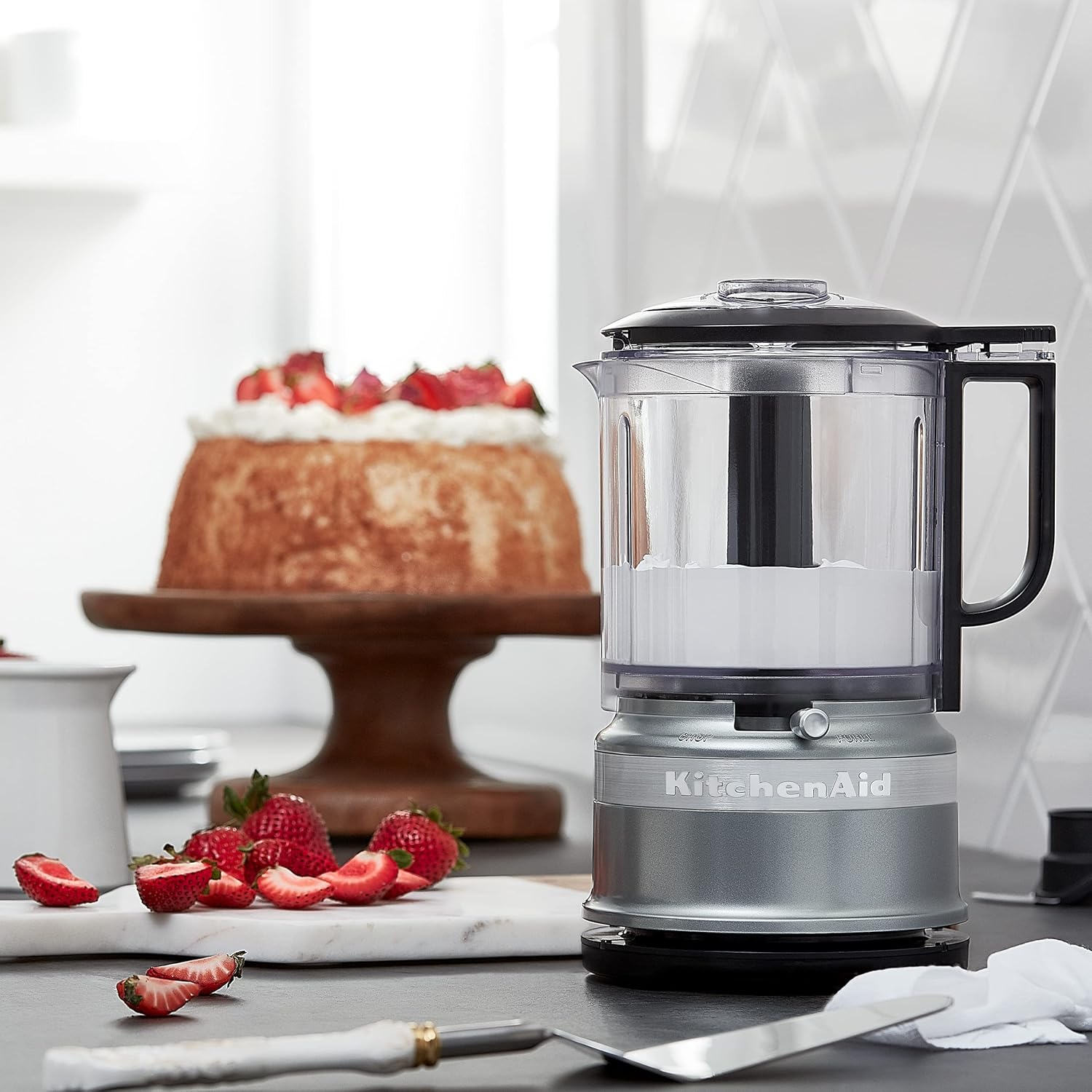 KitchenAid Classic Series 4.5 Quart Tilt-Head Stand Mixer K45SS, White