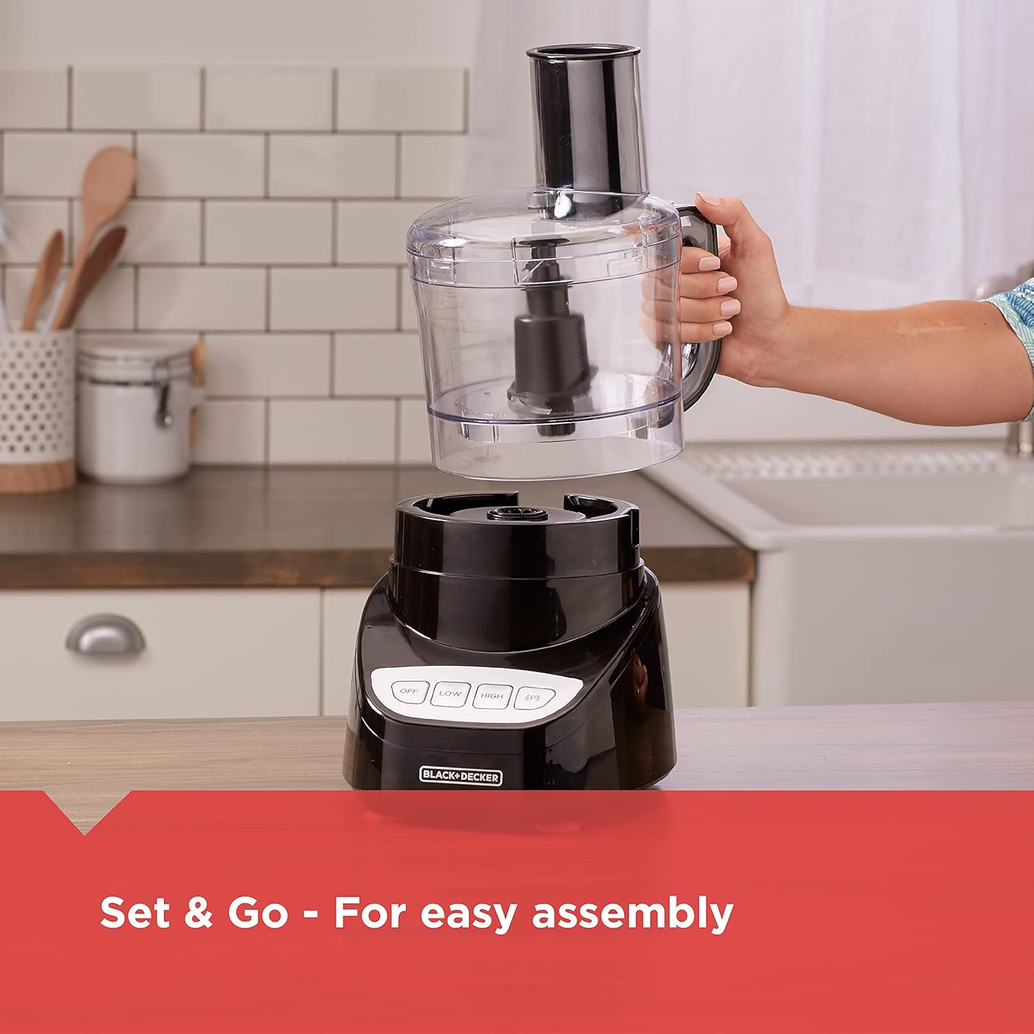 BLACK+DECKER Food Processor and Vegetable Chopper, Stainless Steel Blade, 8-Cup Capacity, 450W Power with Attachments to Shred, Slice, Mince, Grind, and Puree