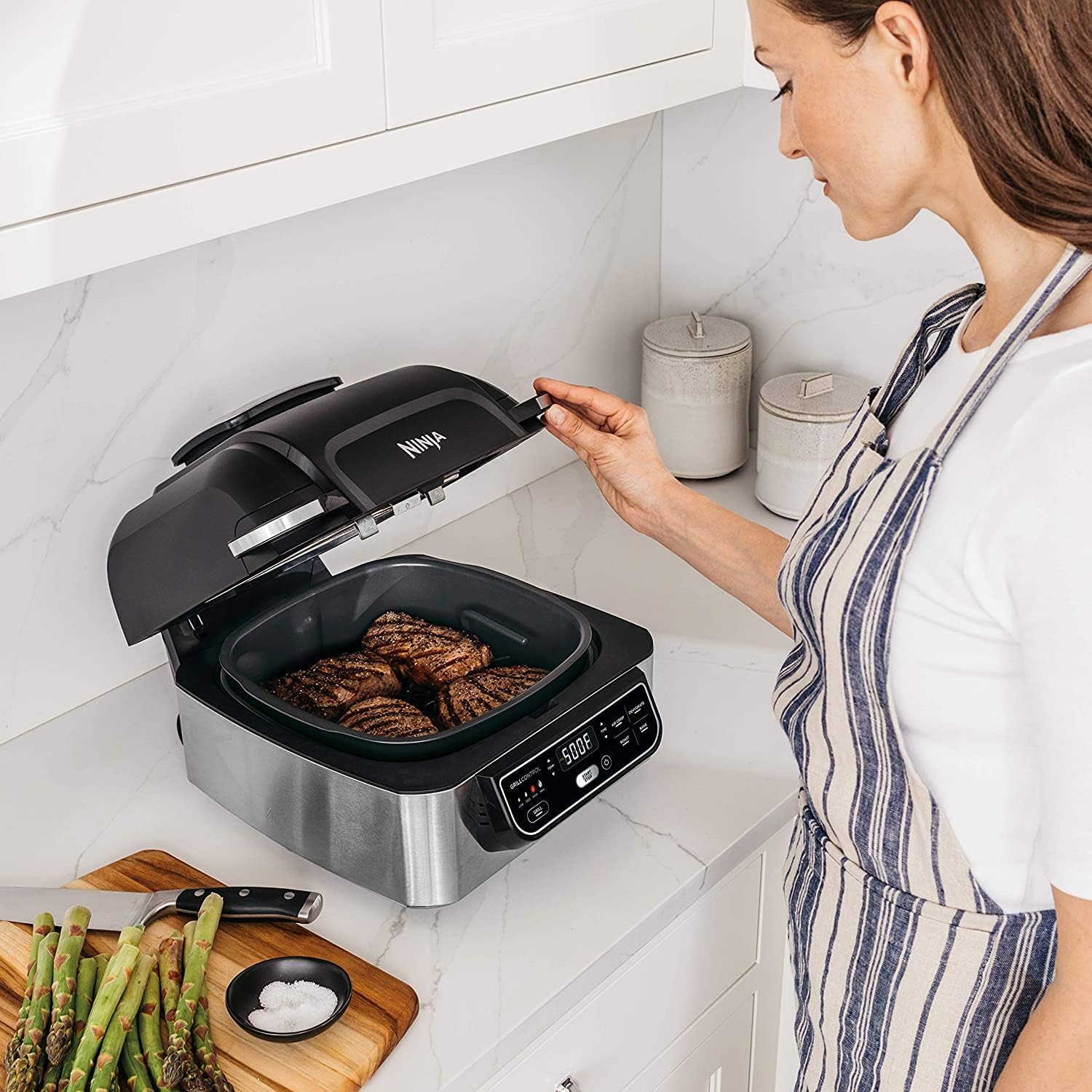 Ninja AG301 Foodi 5-in-1 Indoor Grill with Air Fry, Roast, Bake & Dehydrate, Black/Silver, 4-Quart Crisper Basket & 6-Quart Cooking Pot