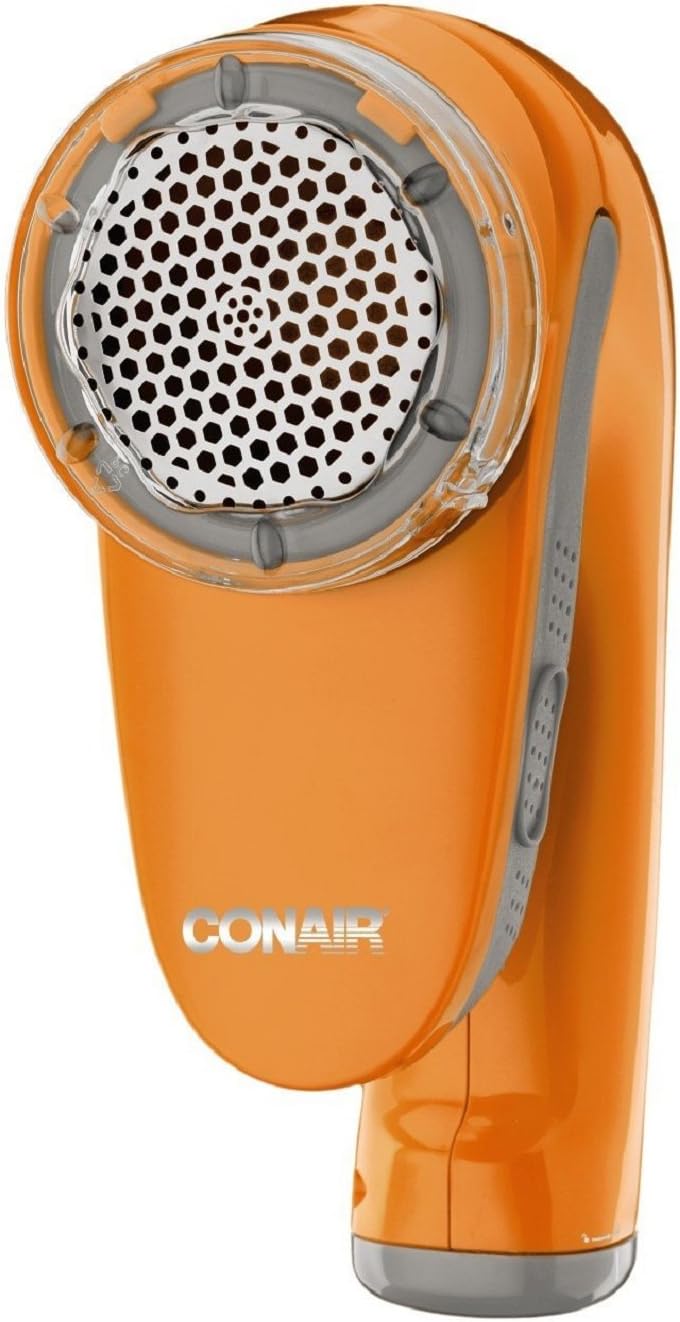 Conair Fabric Shaver and Lint Remover, Battery Operated Portable Fabric Shaver, White