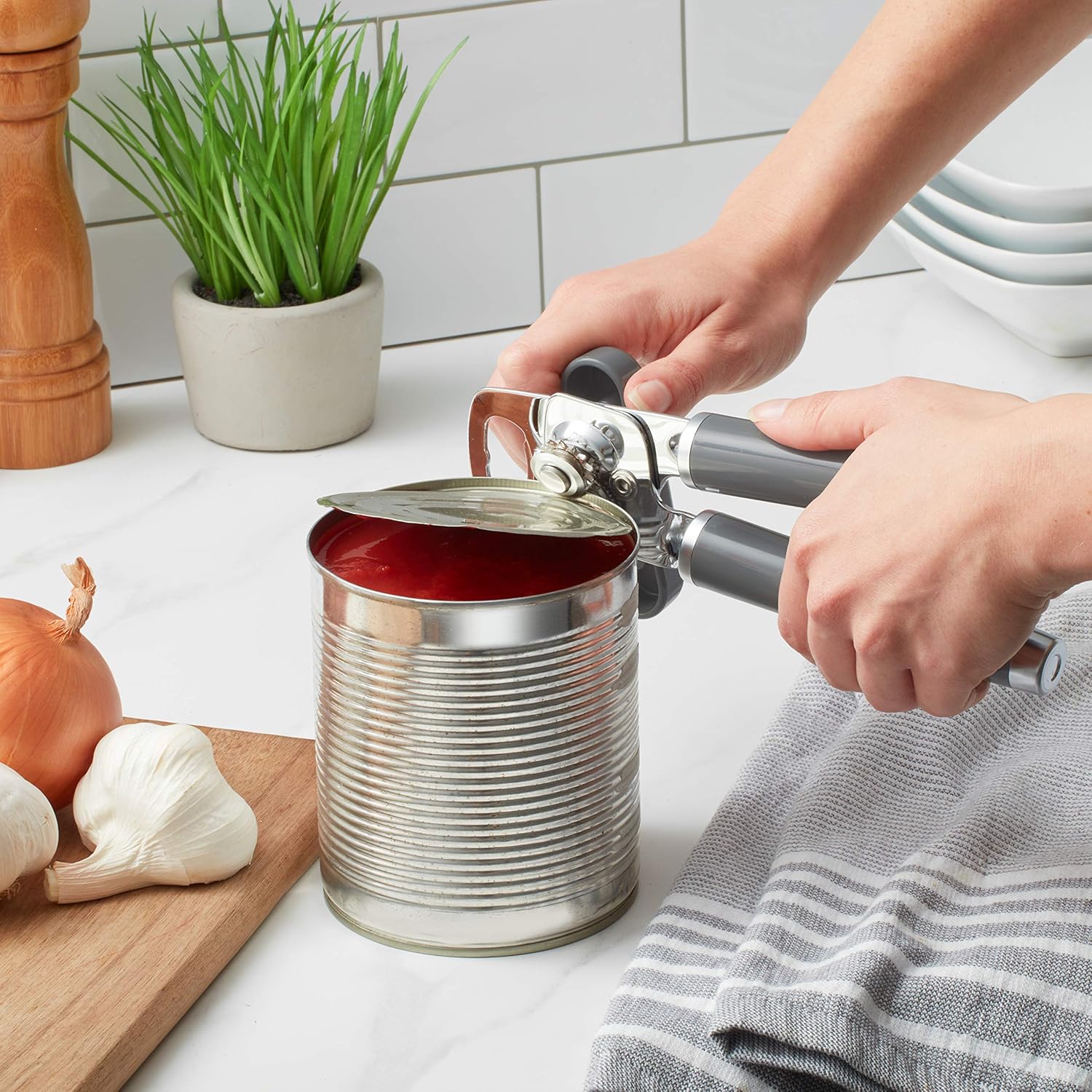 KitchenAid Classic Multifunction Can Opener / Bottle Opener