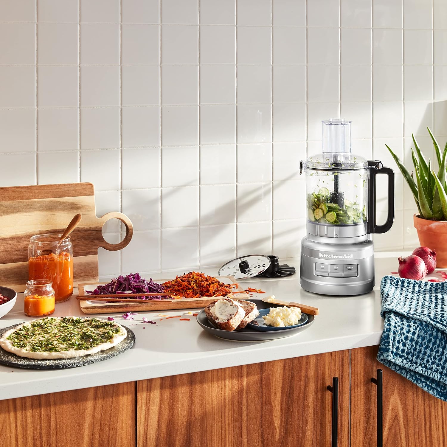 KitchenAid KFP0718CU Food Processor, 7 Cup, Contour Silver