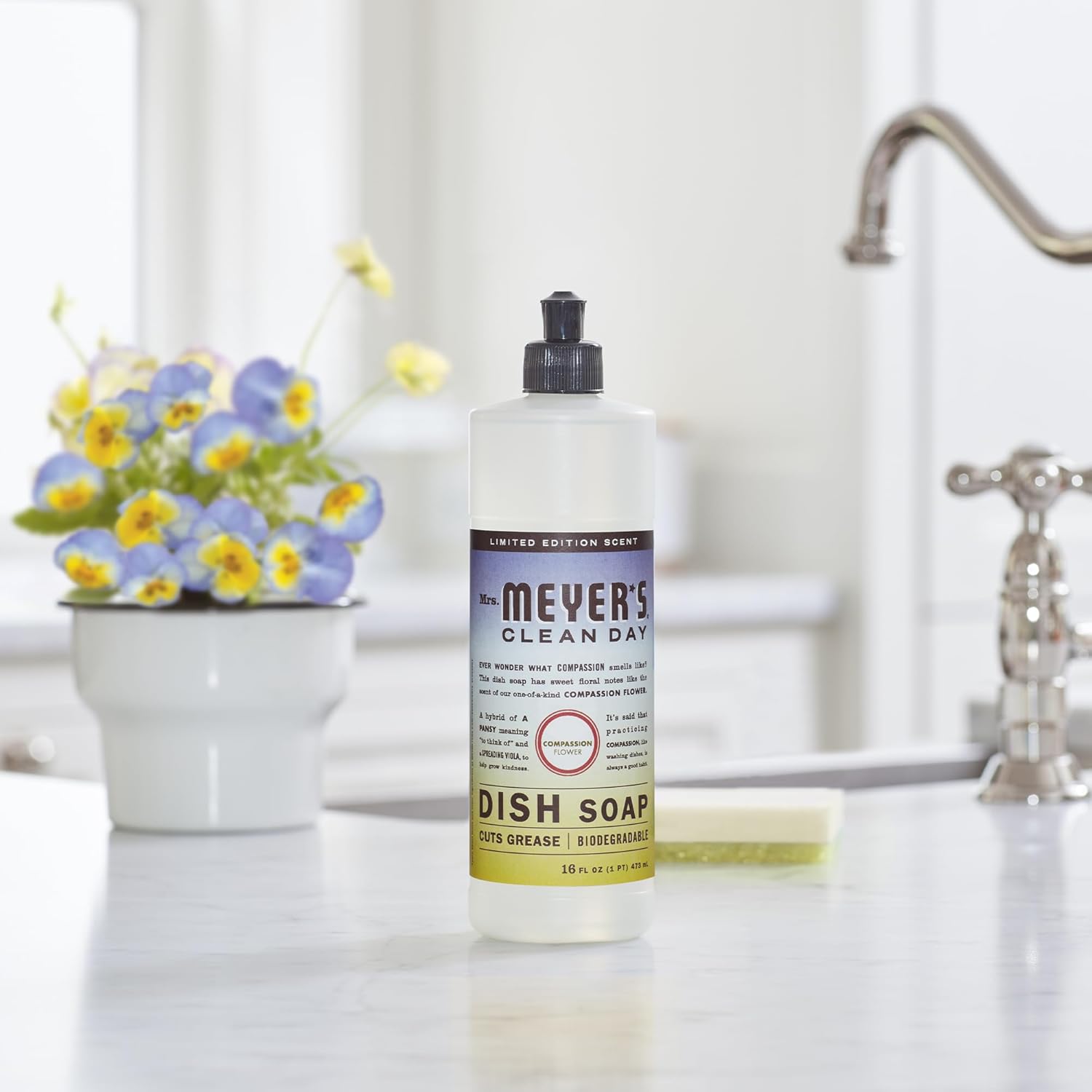 MRS. MEYER'S CLEAN DAY Liquid Dish Soap, Biodegradable Formula, Basil, 16 fl. oz - Pack of 3