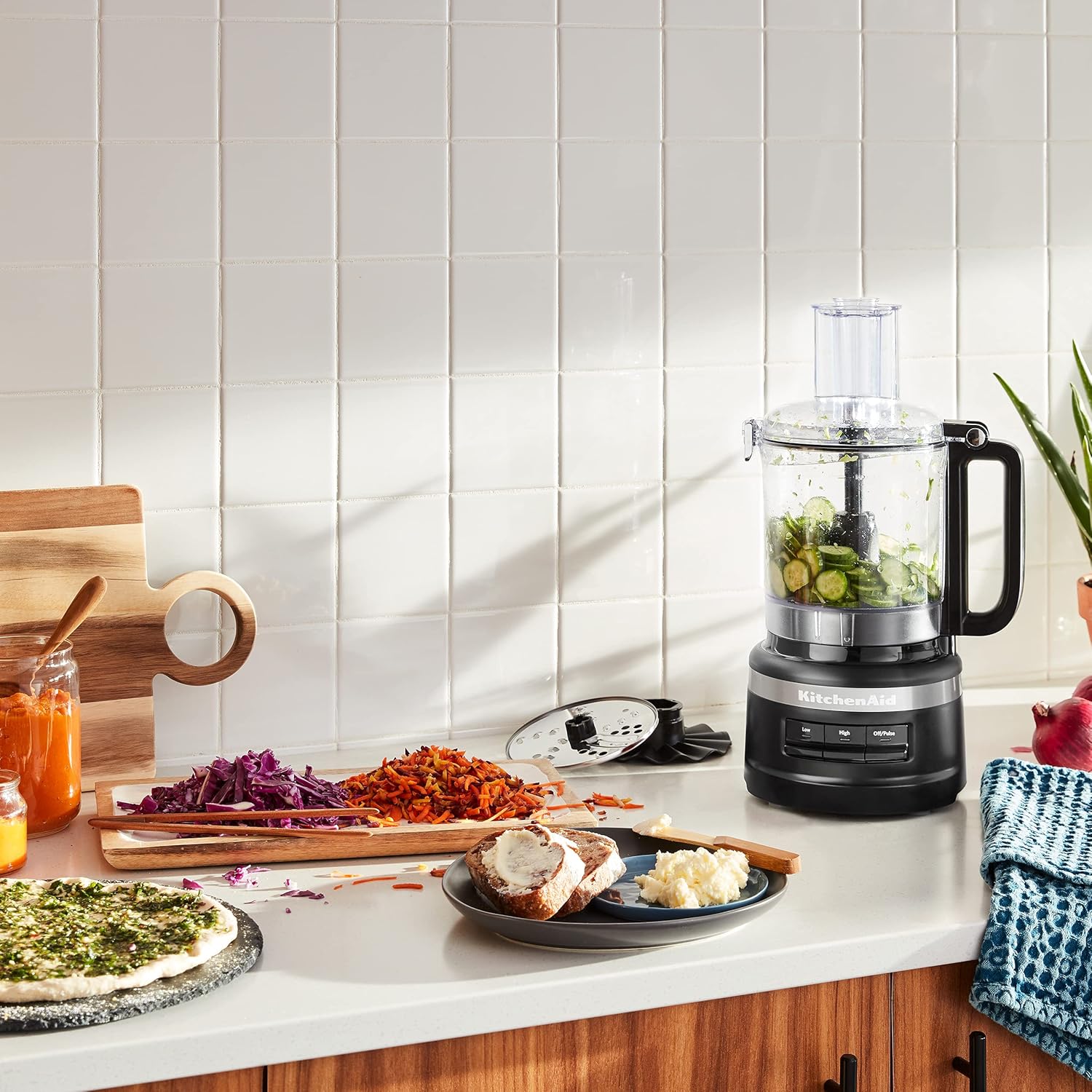 KitchenAid KFP0718CU Food Processor, 7 Cup, Contour Silver