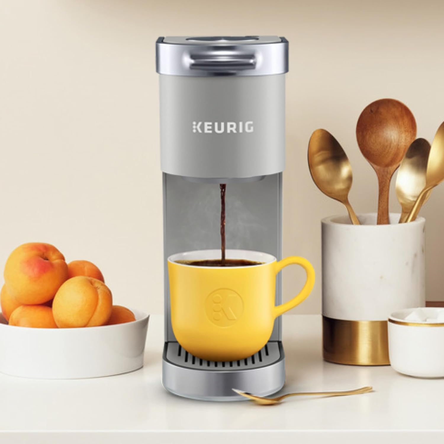 Keurig K-Mini Plus Single Serve K-Cup Pod Coffee Maker, with 6 to 12oz Brew Size, Stores up to 9 K-Cup Pods, Travel Mug Friendly, Matte Black