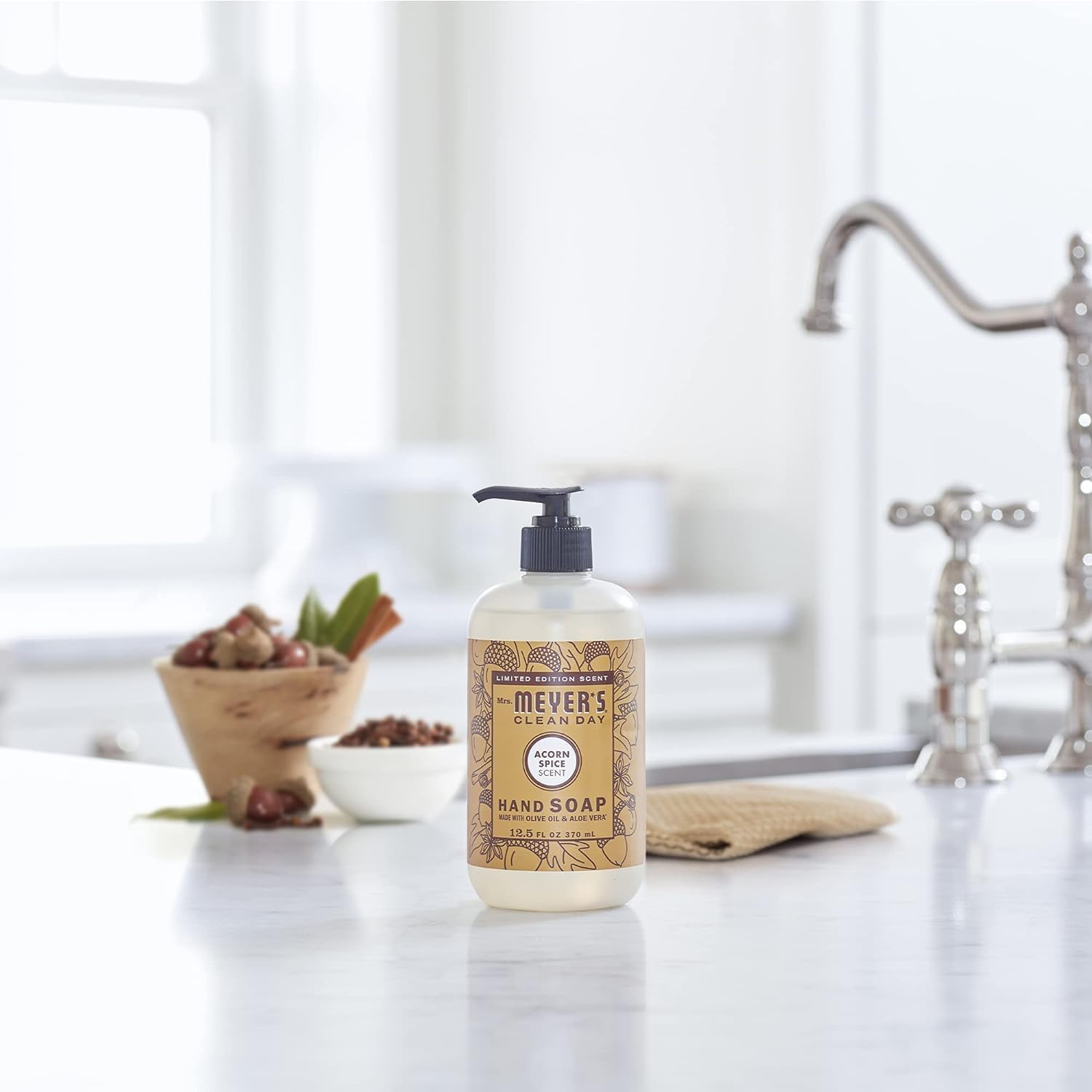 MRS. MEYER'S CLEAN DAY Hand Soap, Made with Essential Oils, Apple Cider, 12.5 Fl Oz (Pack of 3)