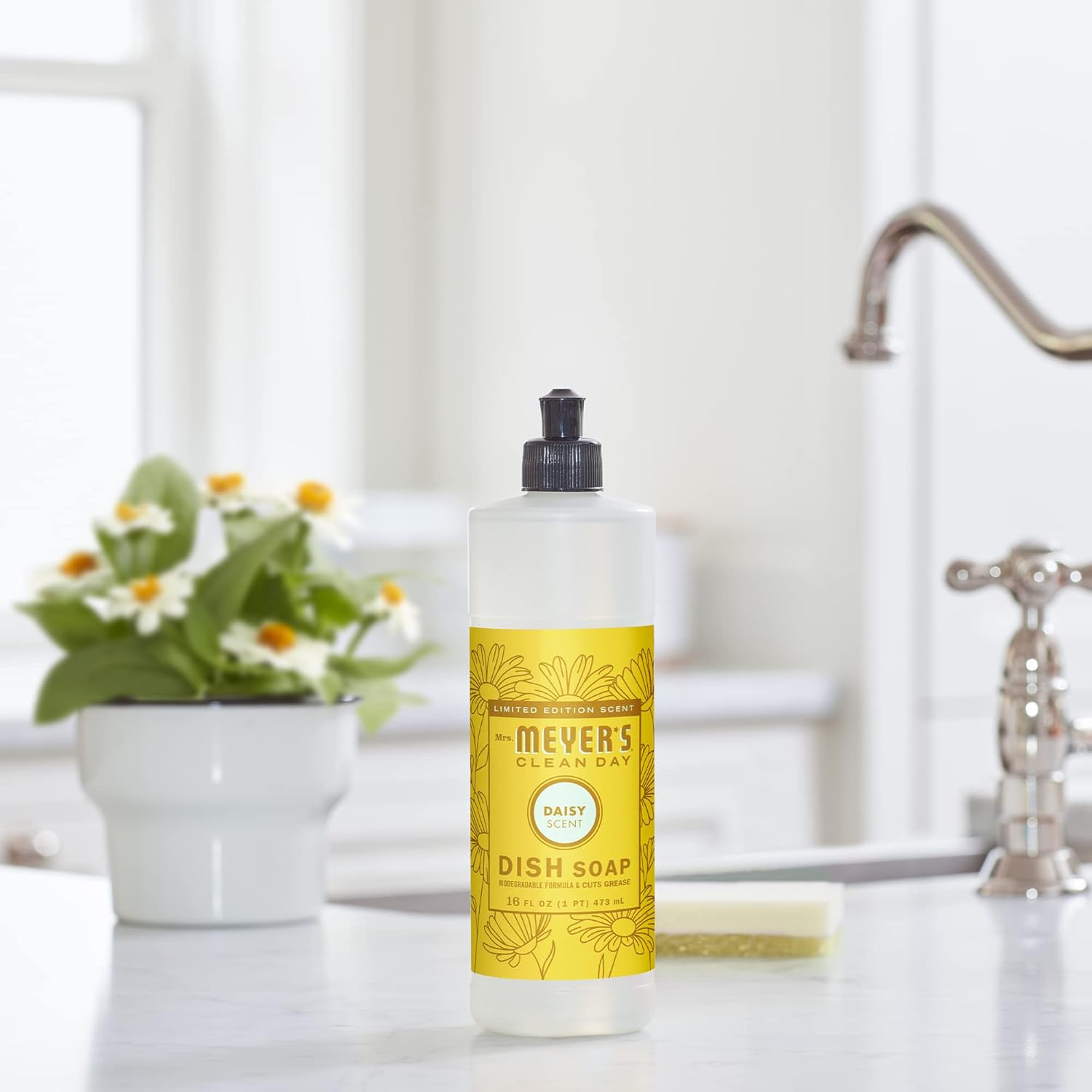 MRS. MEYER'S CLEAN DAY Liquid Dish Soap, Biodegradable Formula, Basil, 16 fl. oz - Pack of 3