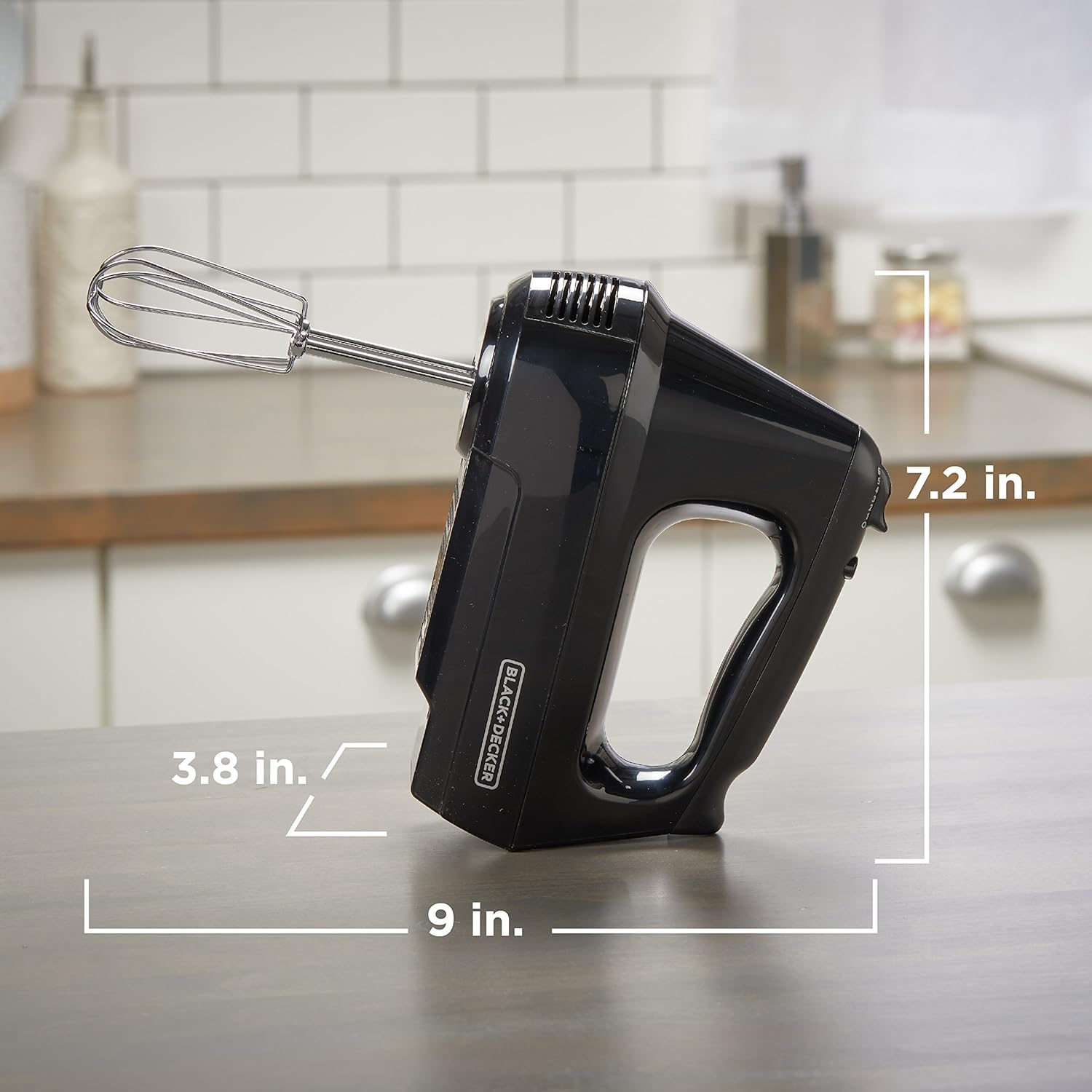 BLACK+DECKER MX3200B 6-Speed Hand Mixer with Turbo Boost, Black