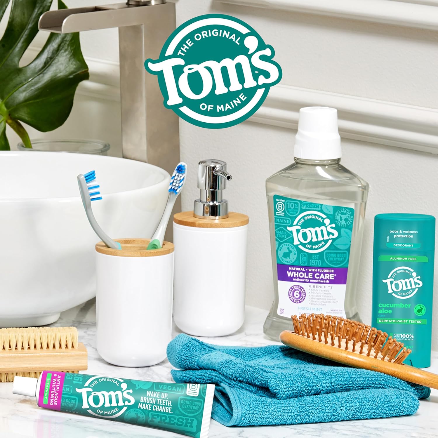 Tom's of Maine Fluoride-Free Antiplaque & Whitening Natural Toothpaste, Peppermint, 5.5 oz. (Pack of 2)