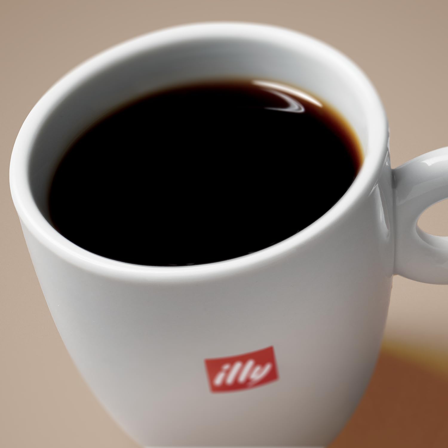 illy Classico Espresso Ground Coffee, Medium Roast, Classic Roast with Notes of Chocolate & Caramel, 100% Arabica Coffee, All-Natural, No Preservatives, 8.8 oz, Ground for Espresso Machines