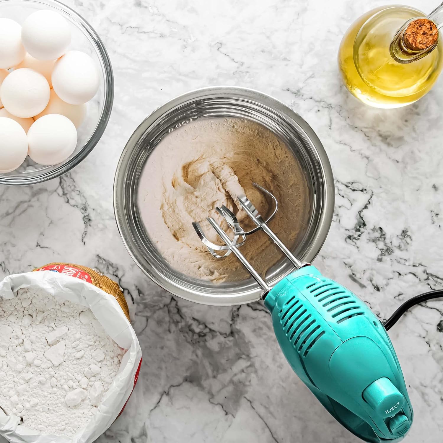 OVENTE Portable 5 Speed Mixing Electric Hand Mixer with Stainless Steel Whisk Beater Attachments & Snap Storage Case, Compact Lightweight 150 Watt Powerful Blender for Baking & Cooking, Black HM151B