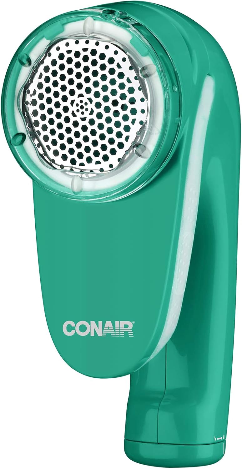 Conair Fabric Shaver and Lint Remover, Battery Operated Portable Fabric Shaver, White