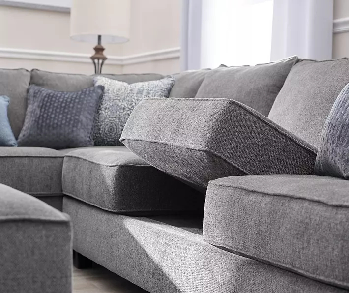 Broyhill Tripoli Slate Sectional