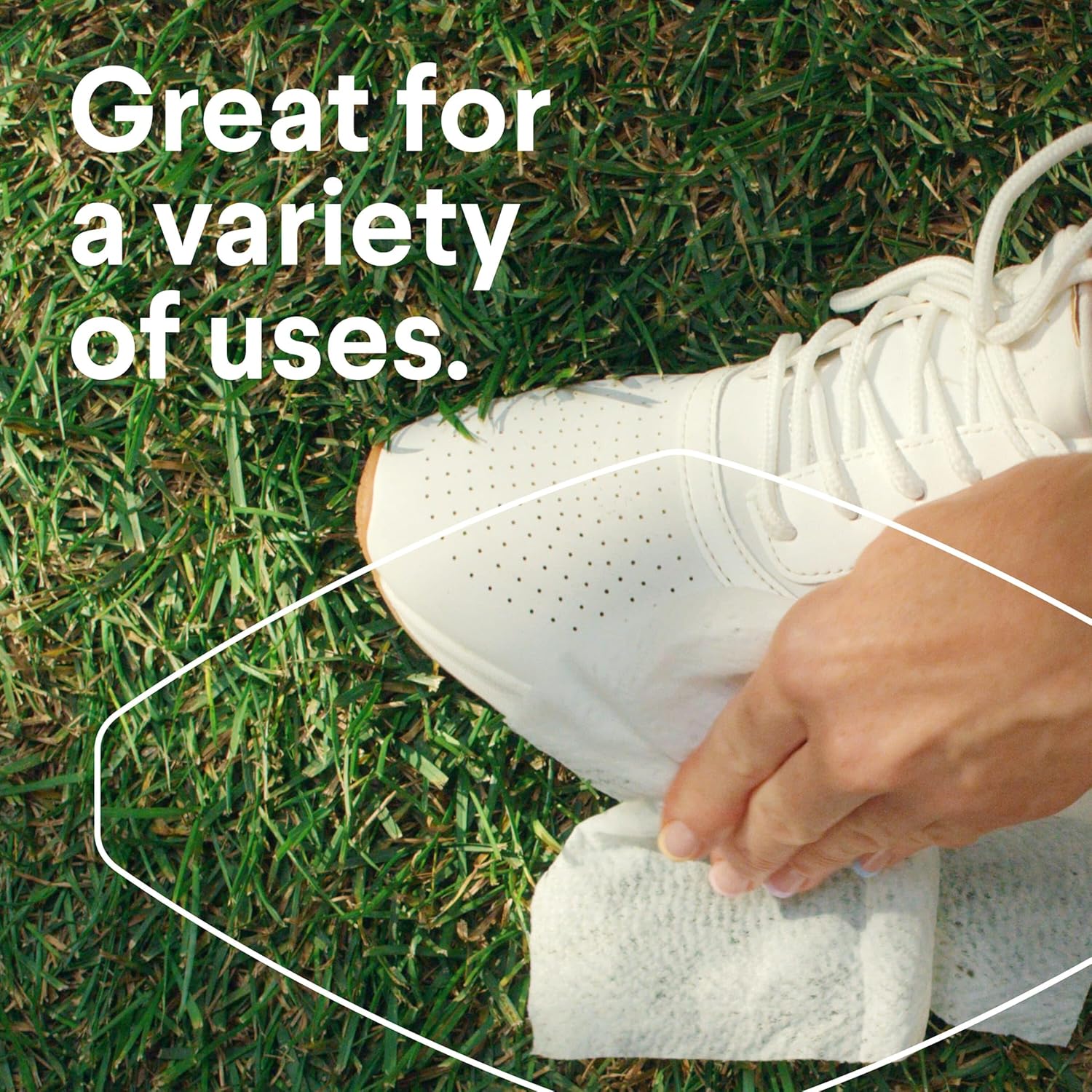 Clorox Disinfecting Wipes Value Pack, Cleaning Wipes, 35 Count Each, Pack of 15 (Package May Vary)