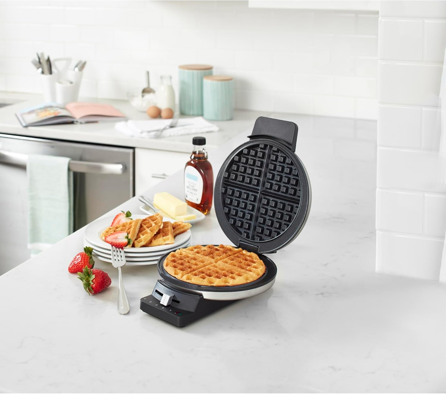 Cuisinart WMR-CAP2 Round Classic Waffle Maker, Brushed Stainless,Silver