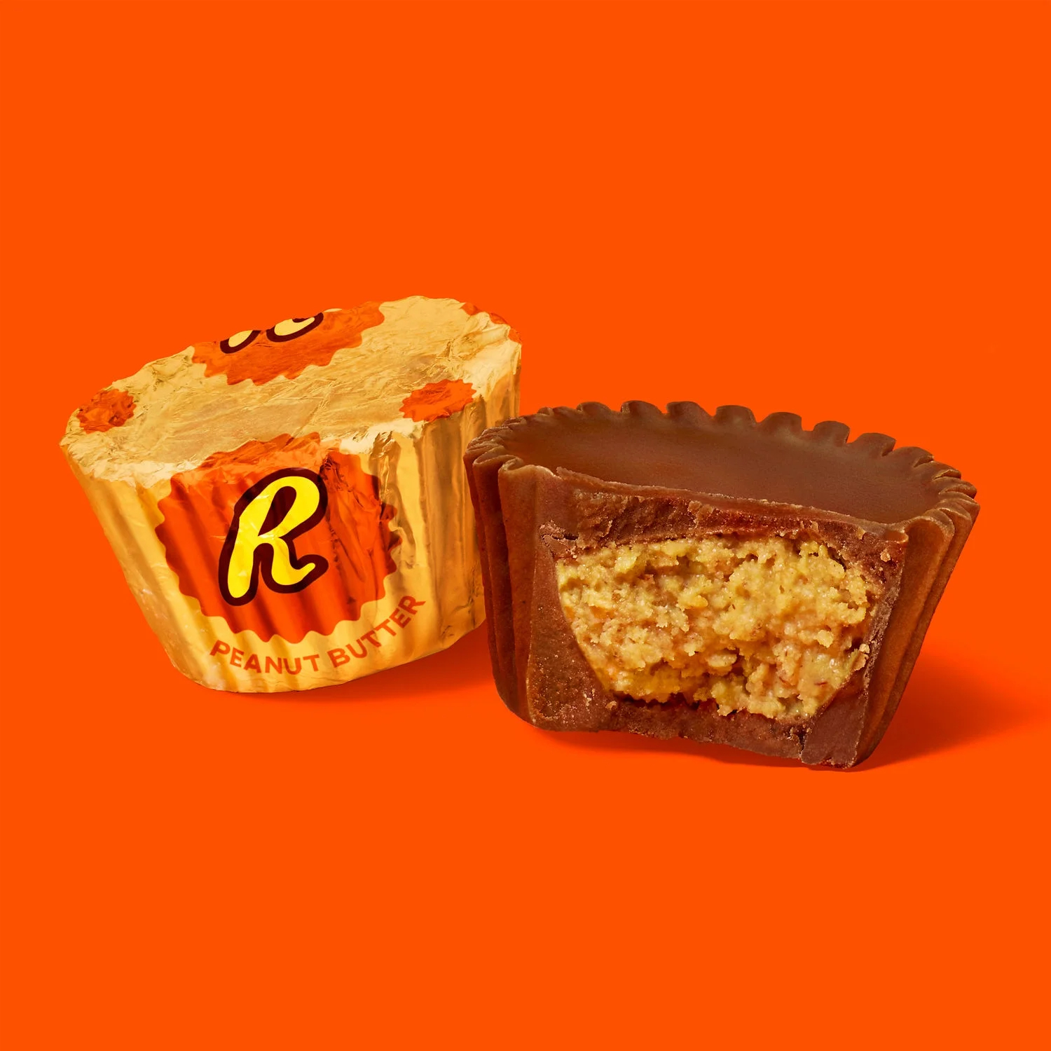 Reese's Miniatures Milk Chocolate Peanut Butter Cups Candy, Party Pack 35.6 oz