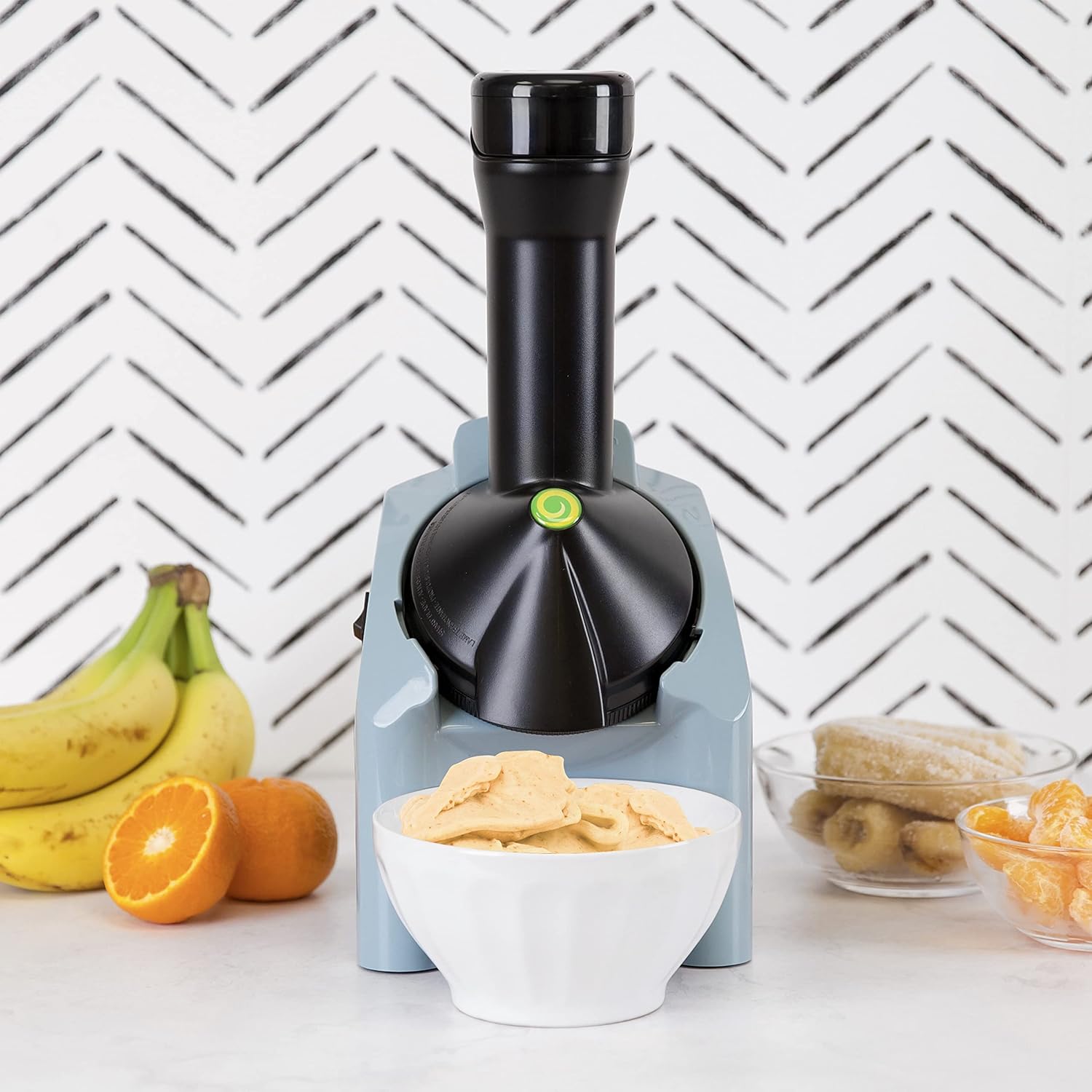 Yonanas 902 Silver Includes 36 Recipes, 200-Watts