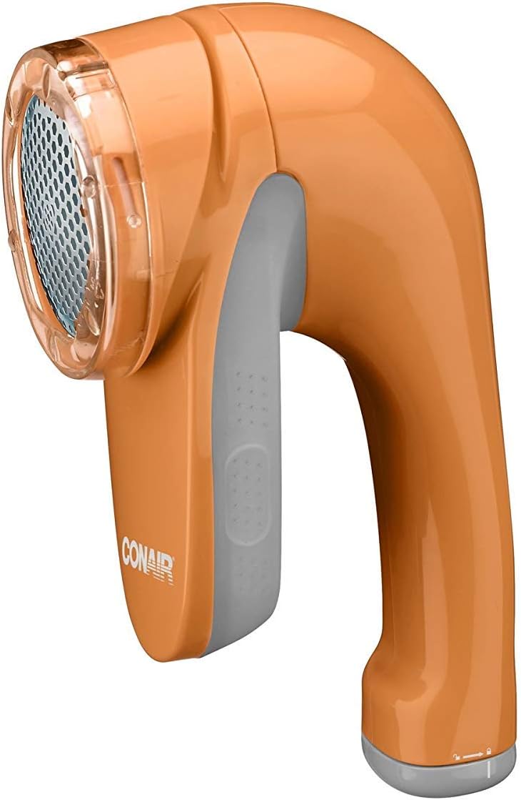 Conair Fabric Shaver and Lint Remover, Battery Operated Portable Fabric Shaver, White
