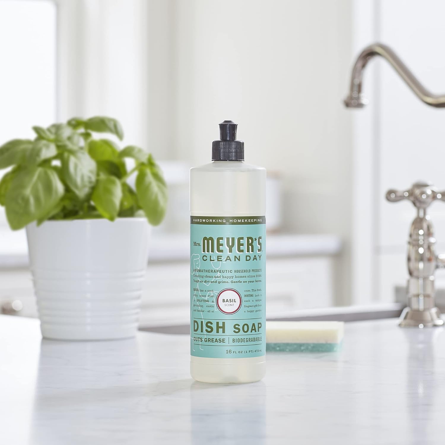 MRS. MEYER'S CLEAN DAY Liquid Dish Soap, Biodegradable Formula, Basil, 16 fl. oz - Pack of 3