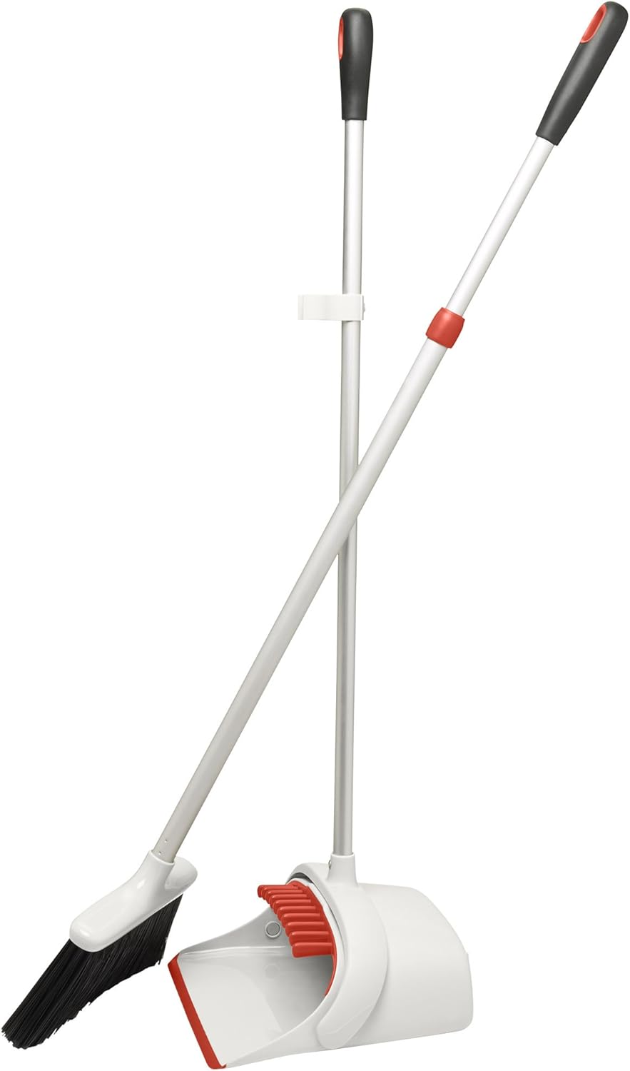 OXO Good Grips Large Sweep Set with Extendable Broom,8.5