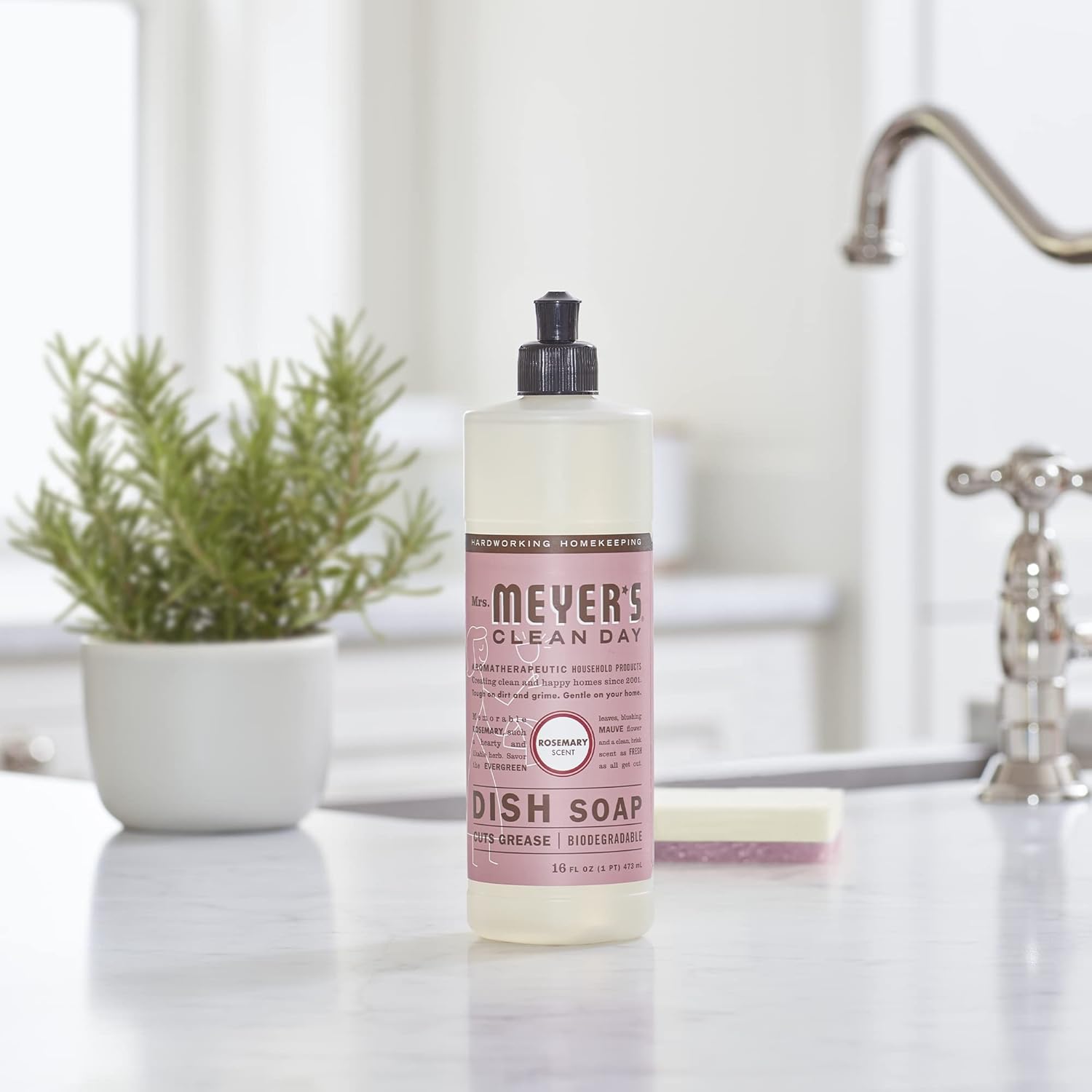 MRS. MEYER'S CLEAN DAY Liquid Dish Soap, Biodegradable Formula, Basil, 16 fl. oz - Pack of 3